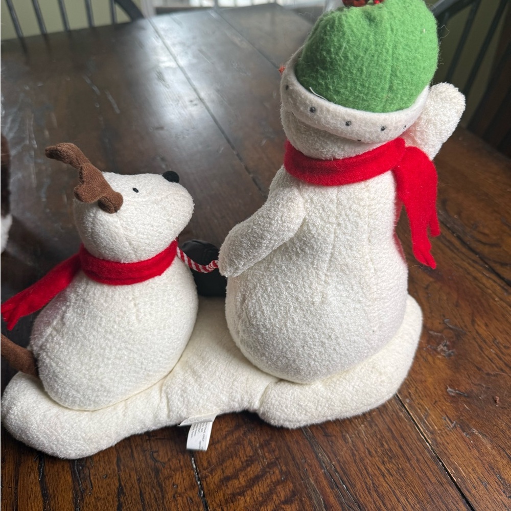 Hallmark 2004 Holiday Jingle Pals Plush Animated Christmas Snowman Dog - Picture 2 of 5